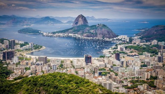   Comparative Urbanism | Rio de Janeiro | image by Poswiecie via Pixabay